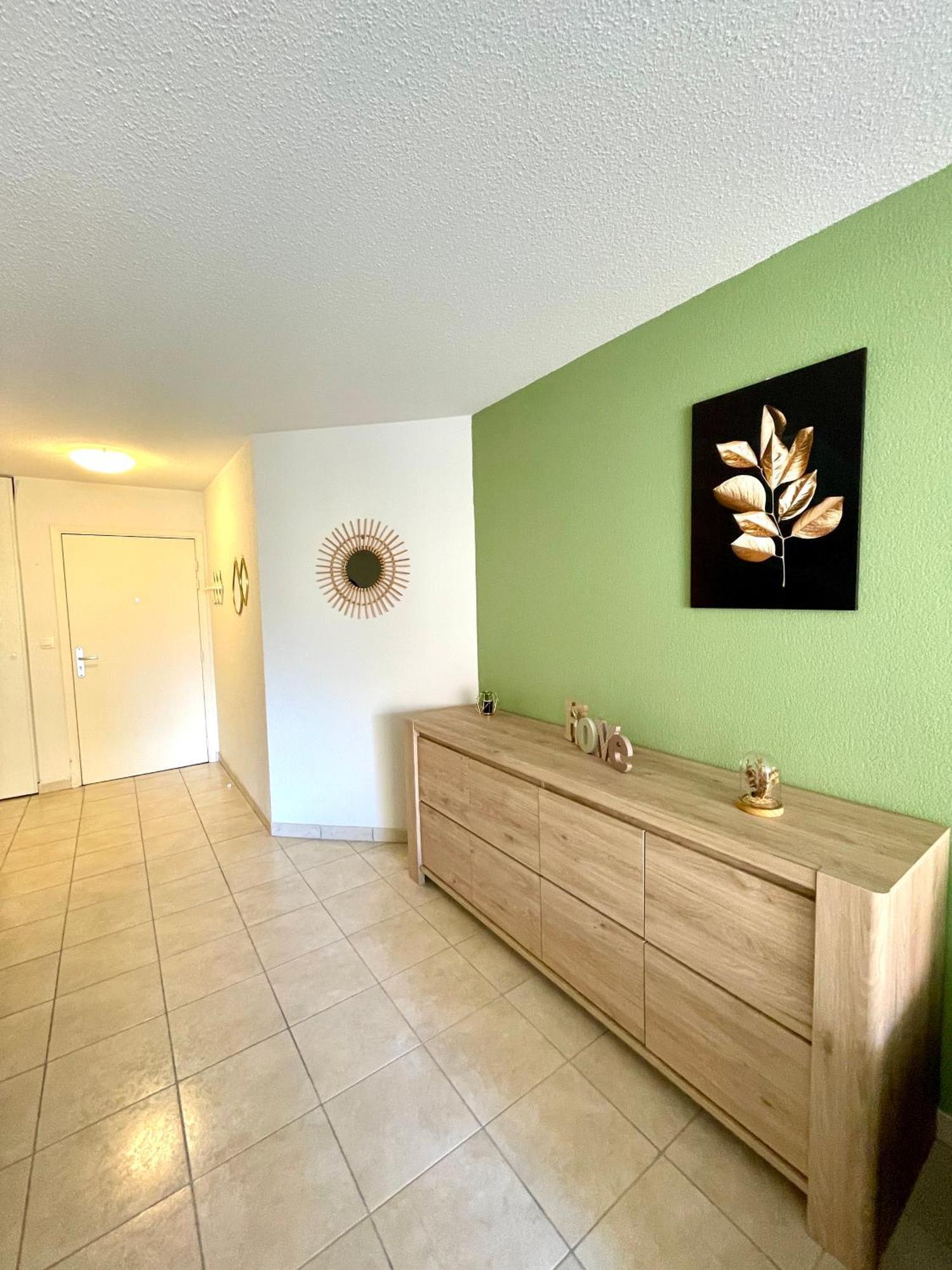 Royal Plazza, Beau T2 Centre Ville, Parking * Menton